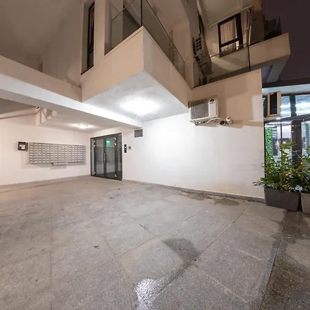 Insta-Worthy 1Br Apartment W Underground Parking Bucharest